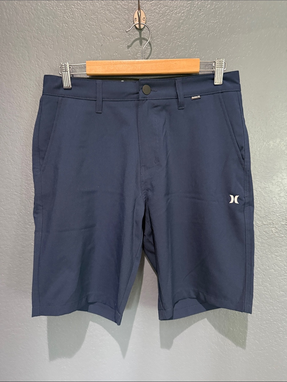 NWOT Hurley Navy Hybrid Stretch Shorts Sz 30